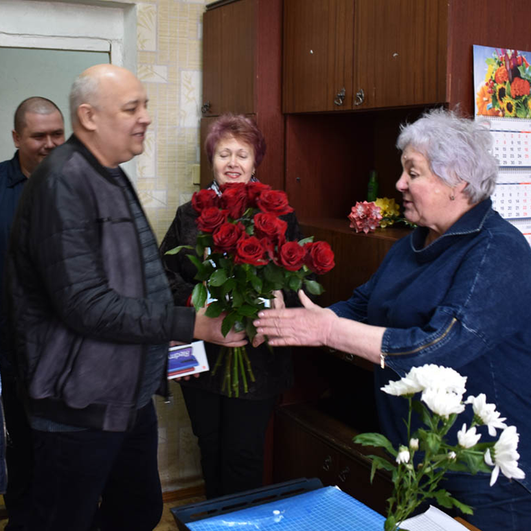 Мастер структурного подразделения «Водоканал Плюс» отметила юбилей